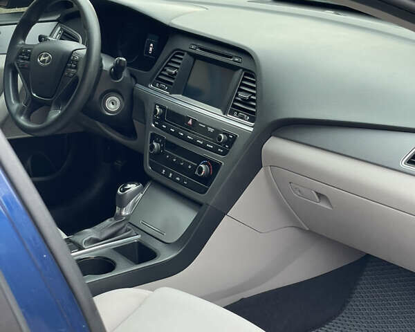 Синій Хендай Соната, об'ємом двигуна 2.36 л та пробігом 125 тис. км за 8500 $, фото 10 на Automoto.ua