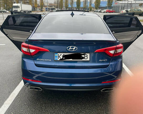 Синий Хендай Соната, объемом двигателя 2.36 л и пробегом 142 тыс. км за 11900 $, фото 5 на Automoto.ua