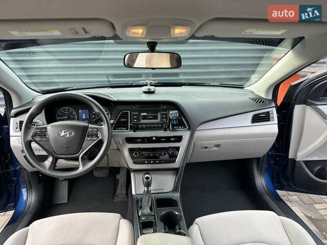 Синий Хендай Соната, объемом двигателя 2.36 л и пробегом 160 тыс. км за 9150 $, фото 8 на Automoto.ua