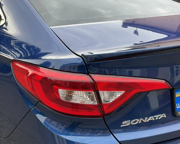 Синій Хендай Соната, об'ємом двигуна 2.36 л та пробігом 125 тис. км за 8500 $, фото 4 на Automoto.ua