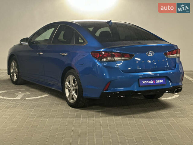 Хендай Соната 2017 в Киеве на Automoto.ua Синий Хендай Соната, объемом двигателя 2.36 л и пробегом 112 тыс. км за 11900 $, фото 5 на Automoto.ua