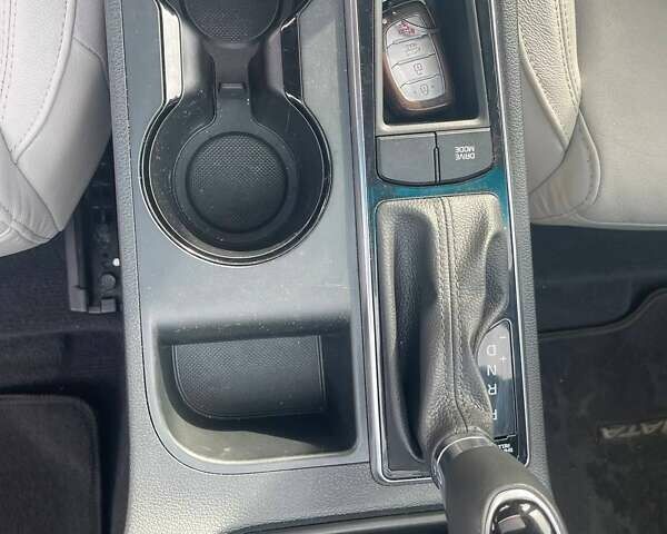 Синій Хендай Соната, об'ємом двигуна 2.36 л та пробігом 162 тис. км за 12500 $, фото 32 на Automoto.ua