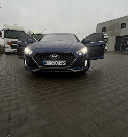 Синий Хендай Соната, объемом двигателя 2.4 л и пробегом 148 тыс. км за 13500 $, фото 1 на Automoto.ua