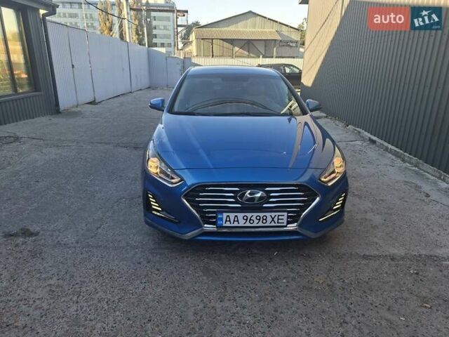 Хендай Соната 2017 в Киеве на Automoto.ua Синий Хендай Соната, объемом двигателя 2.36 л и пробегом 90 тыс. км за 11999 $, фото 3 на Automoto.ua
