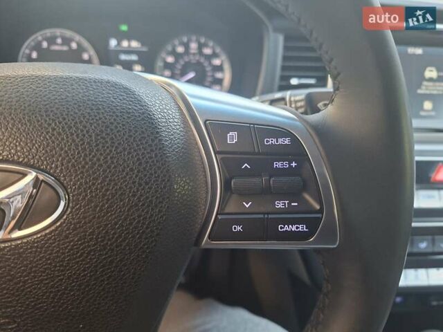 Хендай Соната 2017 в Киеве на Automoto.ua Синий Хендай Соната, объемом двигателя 2.36 л и пробегом 90 тыс. км за 11999 $, фото 35 на Automoto.ua