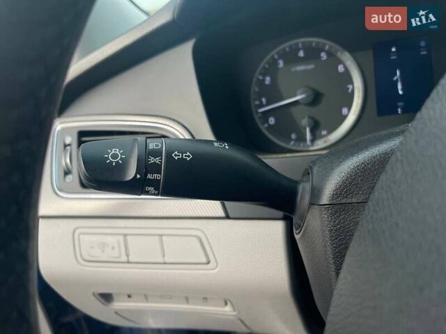 Синій Хендай Соната, об'ємом двигуна 2.36 л та пробігом 162 тис. км за 12500 $, фото 29 на Automoto.ua