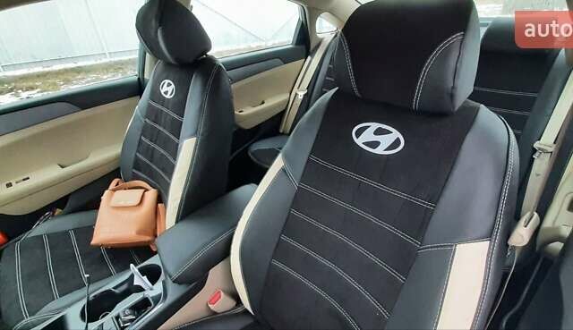 Синий Хендай Соната, объемом двигателя 2.36 л и пробегом 120 тыс. км за 10500 $, фото 6 на Automoto.ua