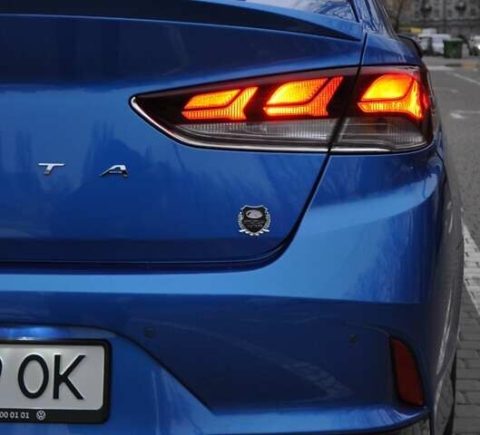 Синій Хендай Соната, об'ємом двигуна 2.4 л та пробігом 62 тис. км за 15200 $, фото 6 на Automoto.ua