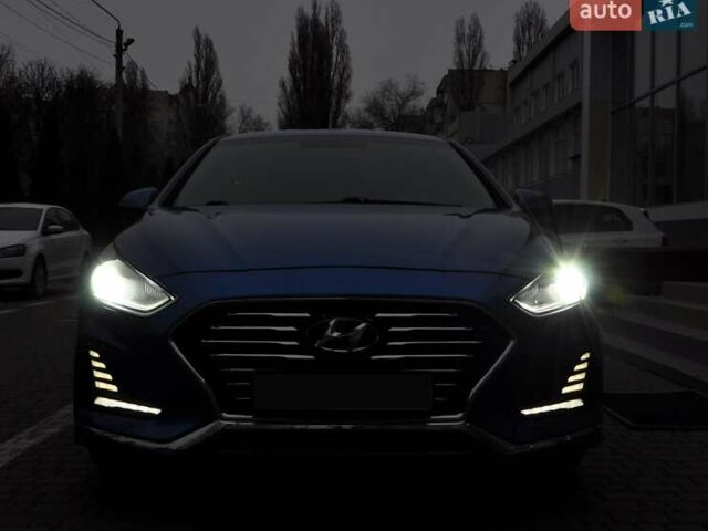 Синій Хендай Соната, об'ємом двигуна 2.4 л та пробігом 62 тис. км за 15200 $, фото 12 на Automoto.ua