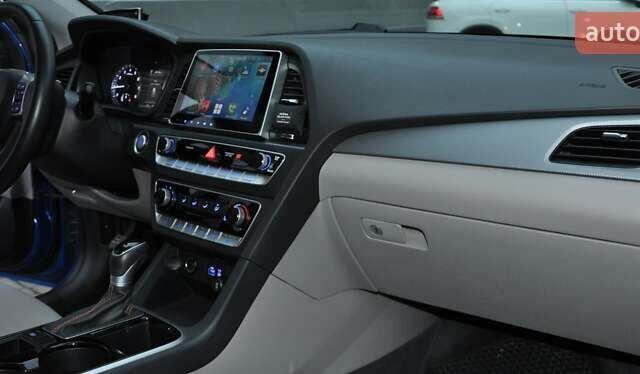 Синій Хендай Соната, об'ємом двигуна 2.4 л та пробігом 62 тис. км за 15200 $, фото 19 на Automoto.ua