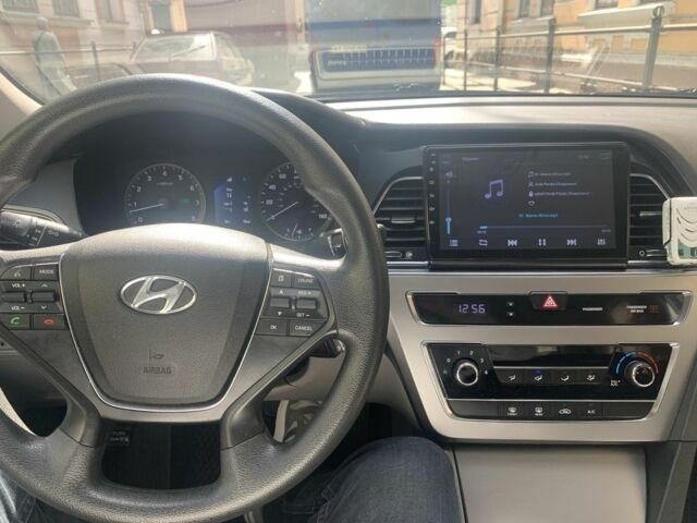 Синий Хендай Соната, объемом двигателя 2.4 л и пробегом 192 тыс. км за 10800 $, фото 1 на Automoto.ua