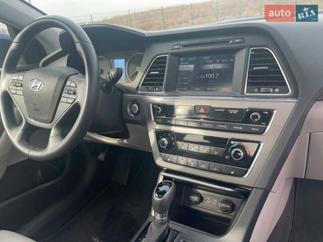 Синій Хендай Соната, об'ємом двигуна 2.36 л та пробігом 162 тис. км за 12500 $, фото 18 на Automoto.ua
