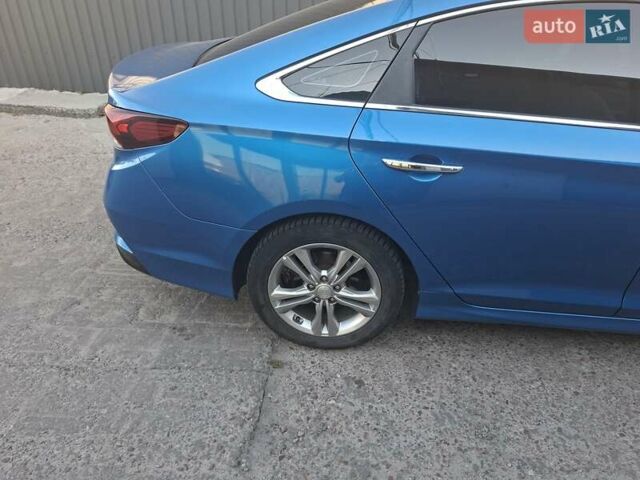 Хендай Соната 2017 в Киеве на Automoto.ua Синий Хендай Соната, объемом двигателя 2.36 л и пробегом 90 тыс. км за 11999 $, фото 1 на Automoto.ua
