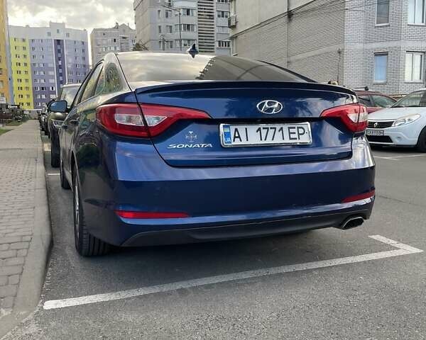 Синий Хендай Соната, объемом двигателя 2.36 л и пробегом 150 тыс. км за 11200 $, фото 2 на Automoto.ua