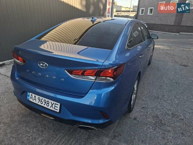 Хендай Соната 2017 в Киеве на Automoto.ua Синий Хендай Соната, объемом двигателя 2.36 л и пробегом 90 тыс. км за 11999 $, фото 9 на Automoto.ua