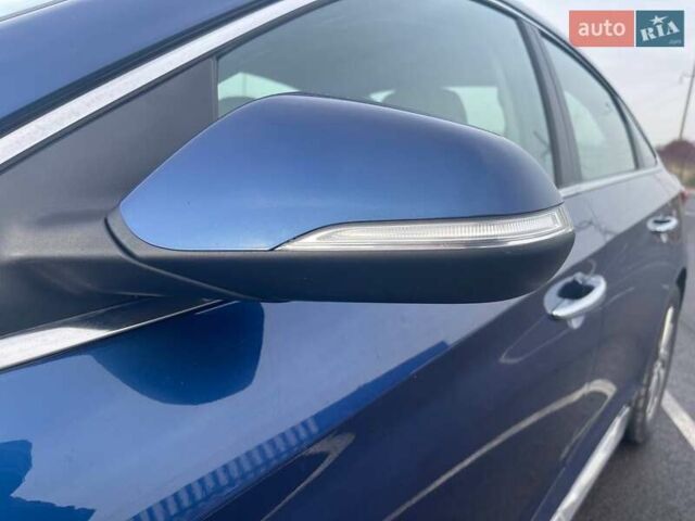 Синій Хендай Соната, об'ємом двигуна 2.36 л та пробігом 162 тис. км за 12500 $, фото 14 на Automoto.ua