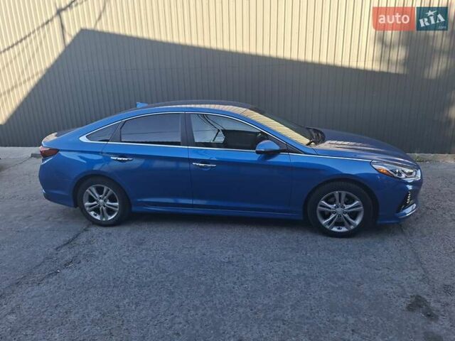 Хендай Соната 2017 в Киеве на Automoto.ua Синий Хендай Соната, объемом двигателя 2.36 л и пробегом 90 тыс. км за 11999 $, фото 5 на Automoto.ua