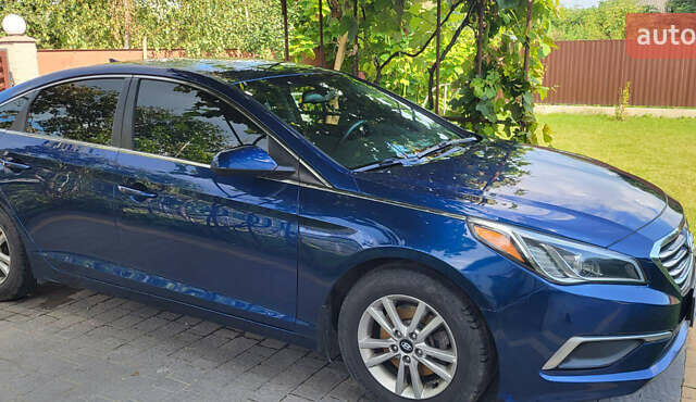 Синій Хендай Соната, об'ємом двигуна 2.36 л та пробігом 130 тис. км за 9700 $, фото 1 на Automoto.ua