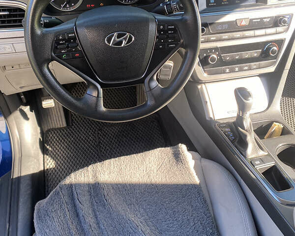 Синій Хендай Соната, об'ємом двигуна 2.36 л та пробігом 130 тис. км за 9700 $, фото 8 на Automoto.ua