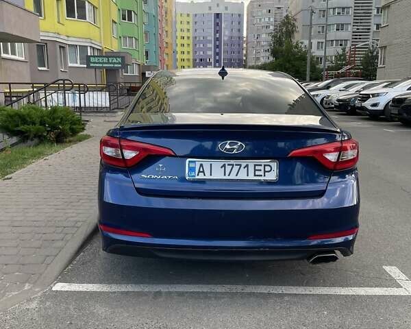 Синий Хендай Соната, объемом двигателя 2.36 л и пробегом 150 тыс. км за 11200 $, фото 7 на Automoto.ua