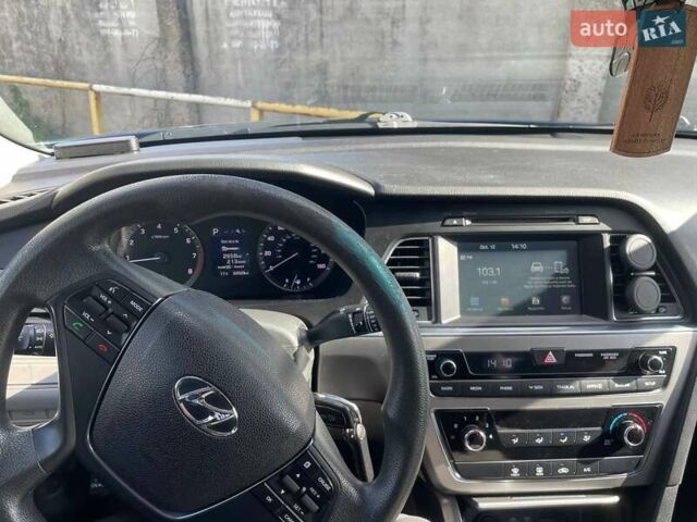 Синий Хендай Соната, объемом двигателя 2.36 л и пробегом 150 тыс. км за 11200 $, фото 10 на Automoto.ua