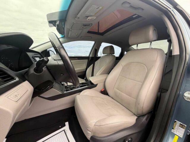 Синий Хендай Соната, объемом двигателя 2.4 л и пробегом 52 тыс. км за 5500 $, фото 8 на Automoto.ua