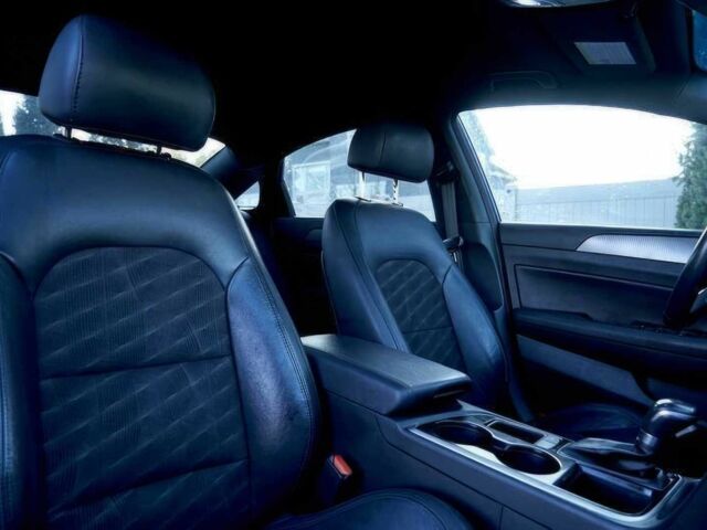 Синій Хендай Соната, об'ємом двигуна 2 л та пробігом 46 тис. км за 14800 $, фото 8 на Automoto.ua