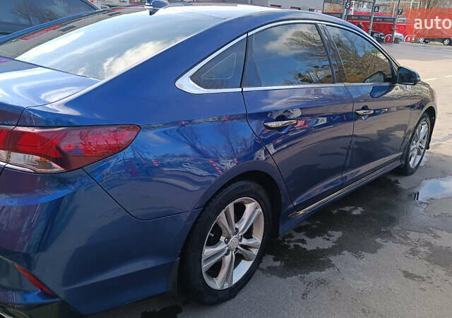 Синій Хендай Соната, об'ємом двигуна 2.4 л та пробігом 184 тис. км за 15900 $, фото 2 на Automoto.ua