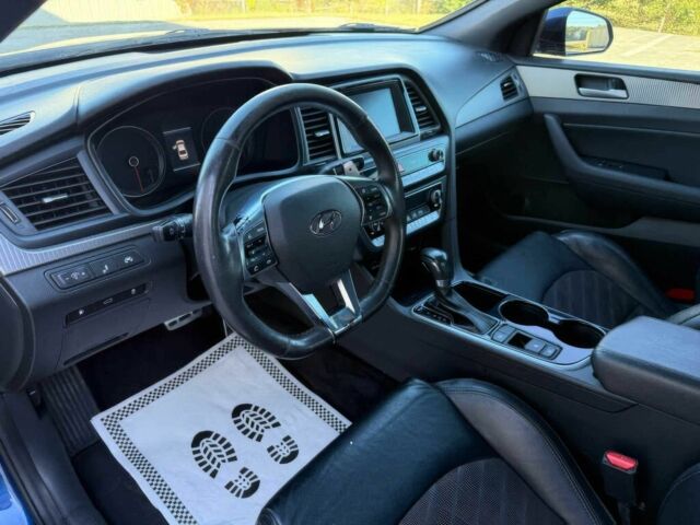 Синий Хендай Соната, объемом двигателя 2.4 л и пробегом 31 тыс. км за 1800 $, фото 10 на Automoto.ua