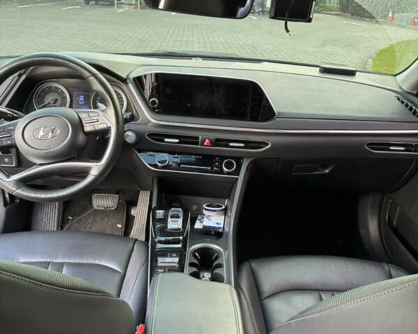 Синій Хендай Соната, об'ємом двигуна 2 л та пробігом 172 тис. км за 20000 $, фото 10 на Automoto.ua