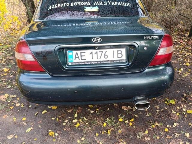 Зеленый Хендай Соната, объемом двигателя 2 л и пробегом 311 тыс. км за 1903 $, фото 1 на Automoto.ua