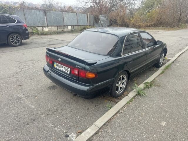 Зелений Хендай Соната, об'ємом двигуна 2 л та пробігом 280 тис. км за 700 $, фото 2 на Automoto.ua