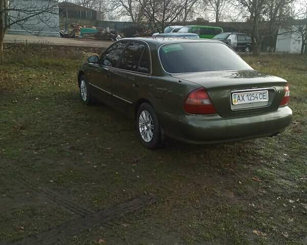 Зелений Хендай Соната, об'ємом двигуна 2 л та пробігом 506 тис. км за 3000 $, фото 3 на Automoto.ua