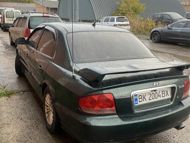 Зеленый Хендай Соната, объемом двигателя 2 л и пробегом 201 тыс. км за 2850 $, фото 6 на Automoto.ua