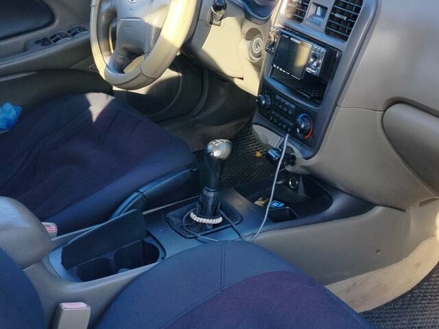 Зеленый Хендай Соната, объемом двигателя 2 л и пробегом 257 тыс. км за 3000 $, фото 5 на Automoto.ua