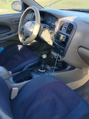 Зеленый Хендай Соната, объемом двигателя 2 л и пробегом 257 тыс. км за 3000 $, фото 4 на Automoto.ua