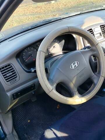 Зеленый Хендай Соната, объемом двигателя 2 л и пробегом 257 тыс. км за 3000 $, фото 5 на Automoto.ua