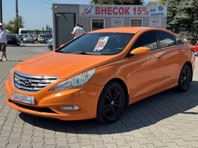 Помаранчевий Хендай Соната, об'ємом двигуна 2 л та пробігом 109 тис. км за 6500 $, фото 2 на Automoto.ua