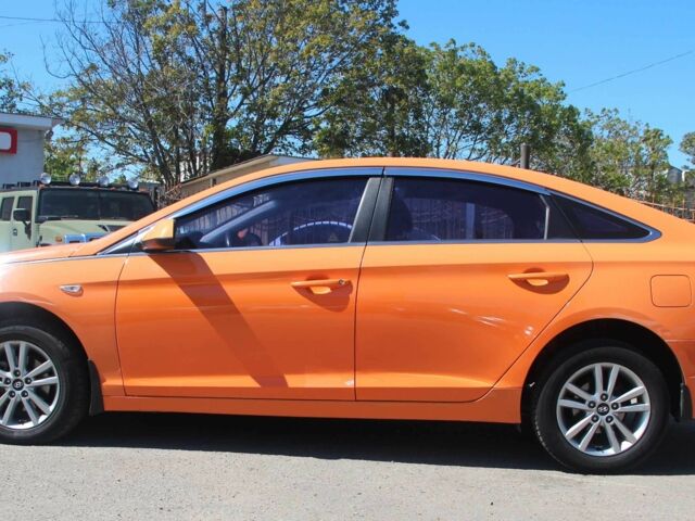 Оранжевый Хендай Соната, объемом двигателя 2 л и пробегом 396 тыс. км за 6300 $, фото 7 на Automoto.ua
