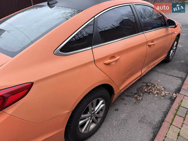 Оранжевый Хендай Соната, объемом двигателя 2 л и пробегом 560 тыс. км за 4999 $, фото 7 на Automoto.ua