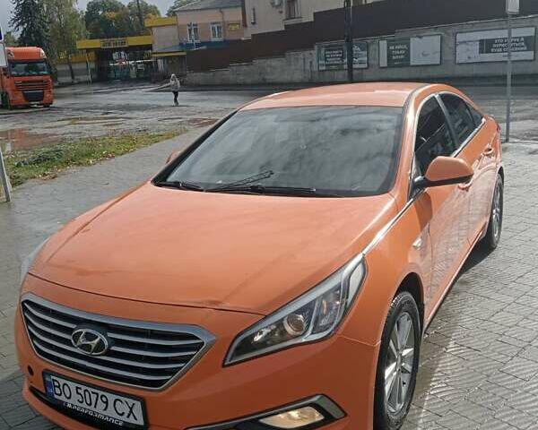 Оранжевый Хендай Соната, объемом двигателя 2 л и пробегом 596 тыс. км за 6350 $, фото 1 на Automoto.ua
