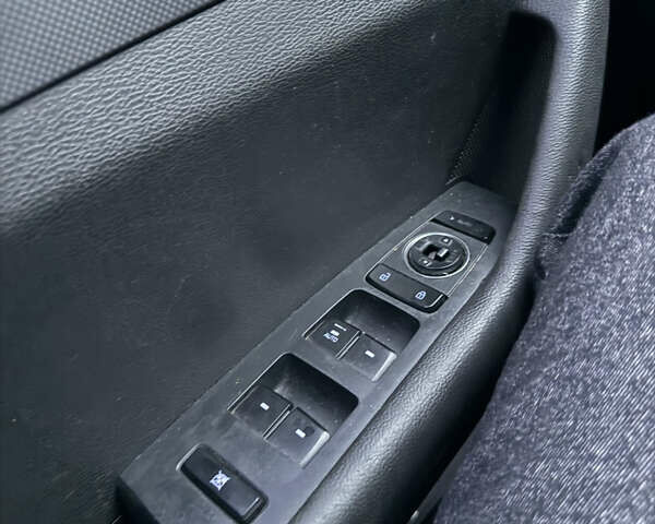 Оранжевый Хендай Соната, объемом двигателя 2 л и пробегом 560 тыс. км за 4999 $, фото 12 на Automoto.ua