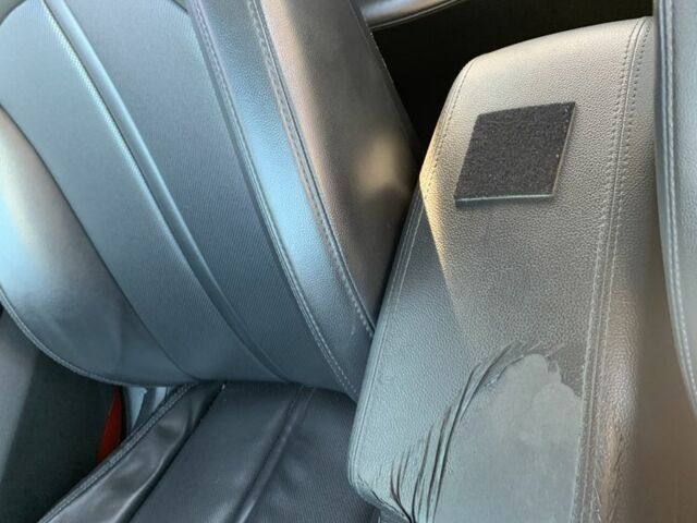 Оранжевый Хендай Соната, объемом двигателя 2 л и пробегом 573 тыс. км за 4800 $, фото 8 на Automoto.ua