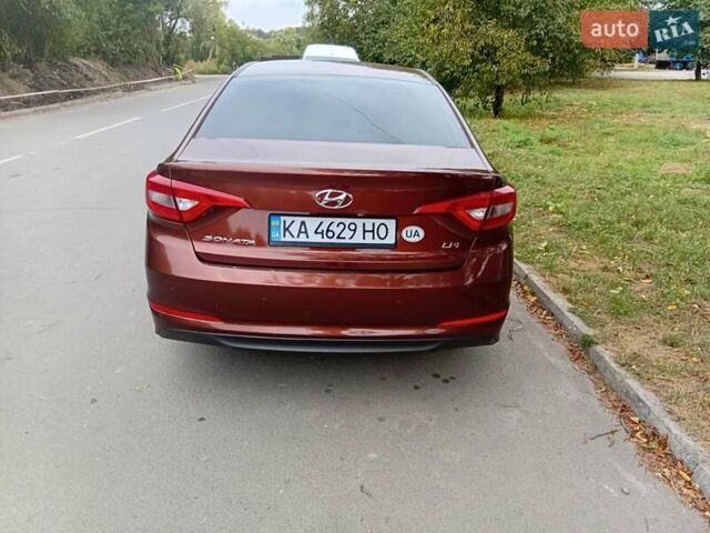 Оранжевый Хендай Соната, объемом двигателя 2 л и пробегом 340 тыс. км за 9900 $, фото 2 на Automoto.ua
