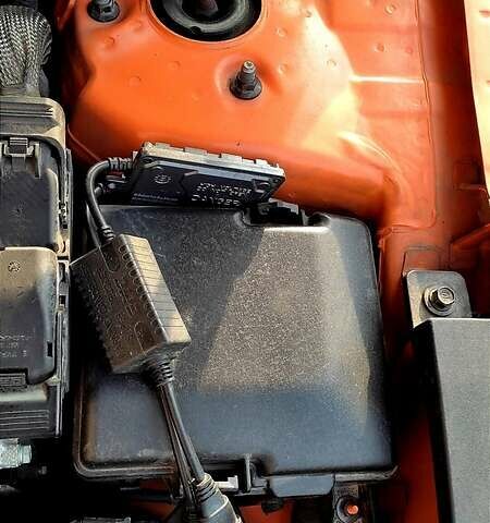Оранжевый Хендай Соната, объемом двигателя 2 л и пробегом 500 тыс. км за 7800 $, фото 39 на Automoto.ua