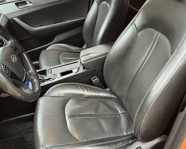 Помаранчевий Хендай Соната, об'ємом двигуна 2 л та пробігом 486 тис. км за 6500 $, фото 17 на Automoto.ua