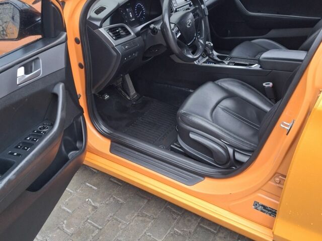 Помаранчевий Хендай Соната, об'ємом двигуна 0 л та пробігом 540 тис. км за 10000 $, фото 9 на Automoto.ua