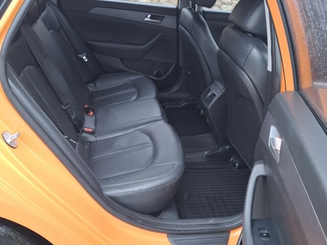 Помаранчевий Хендай Соната, об'ємом двигуна 0 л та пробігом 540 тис. км за 10000 $, фото 8 на Automoto.ua