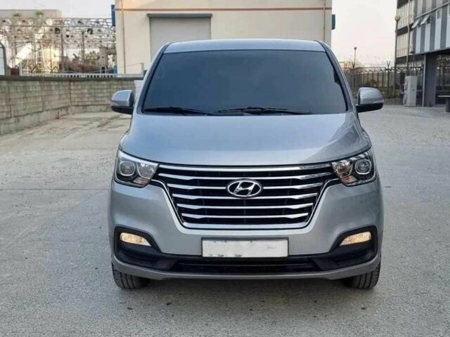 Хендай Старекс 2020 в Киеве на Automoto.ua Серый Хендай Старекс, объемом двигателя 2.5 л и пробегом 27 тыс. км за 21000 $, фото 1 на Automoto.ua