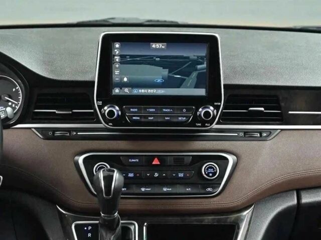 Хендай Старекс 2020 в Киеве на Automoto.ua Серый Хендай Старекс, объемом двигателя 2.5 л и пробегом 27 тыс. км за 21000 $, фото 7 на Automoto.ua